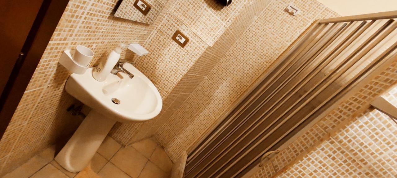 Casa Vacanza Dinastia Borbone - Centro Storico Napoli Eksteriør bilde